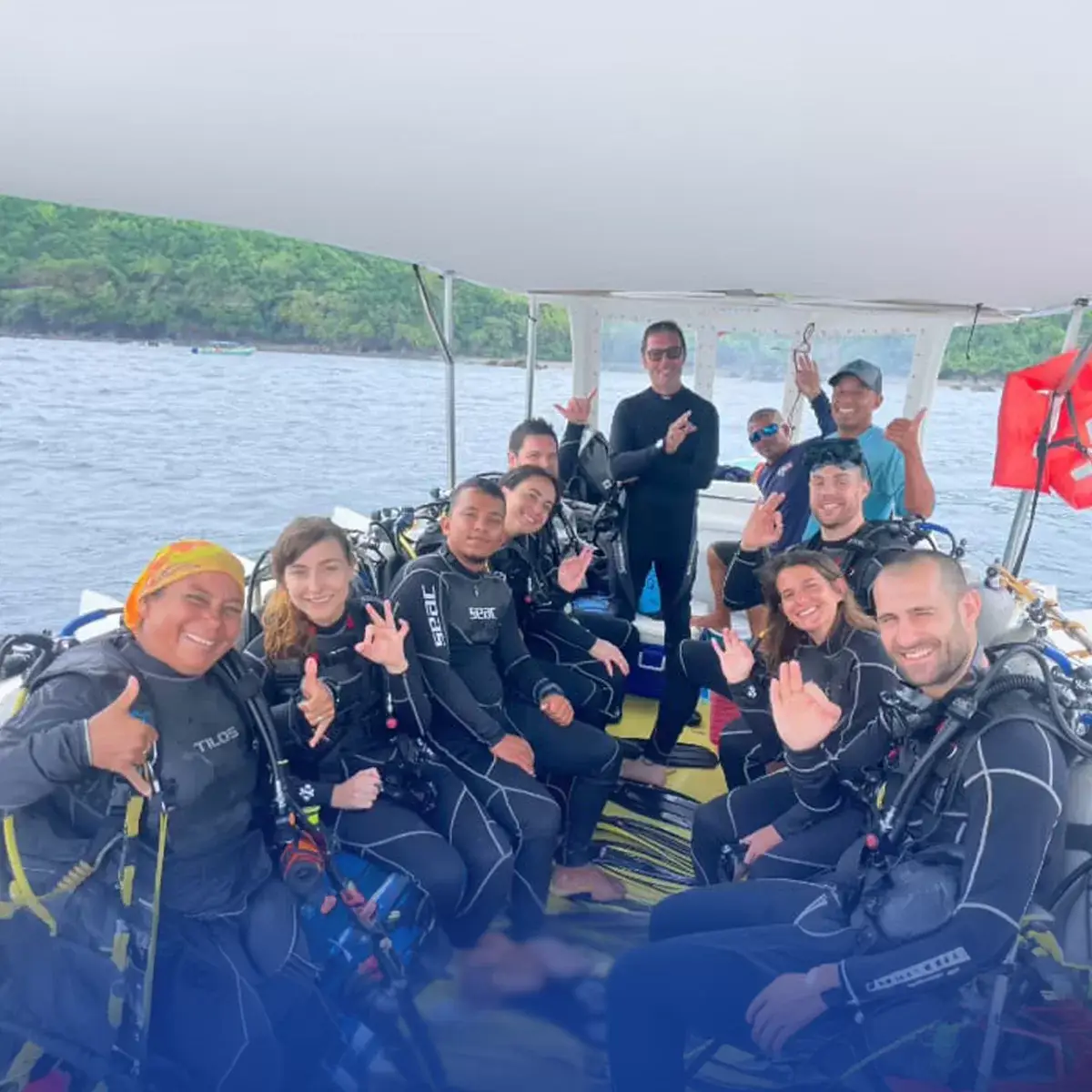 Diving Experience 3 Local Guides